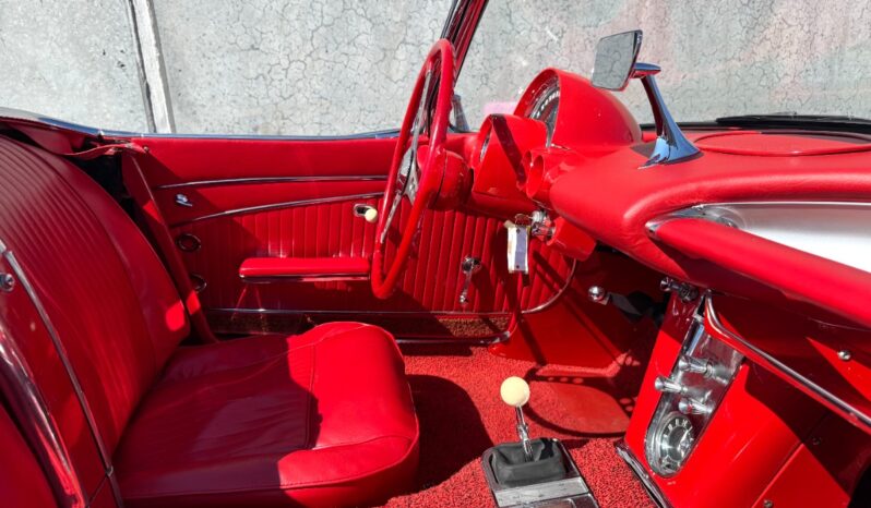 Chevrolet Corvette C1 Stingray convertible full