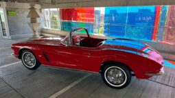 Chevrolet Corvette C1 Stingray convertible full