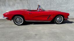 Chevrolet Corvette C1 Stingray convertible full