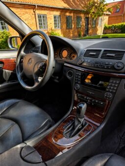 Mercedes-Benz E-KLasse (W211) E280 full