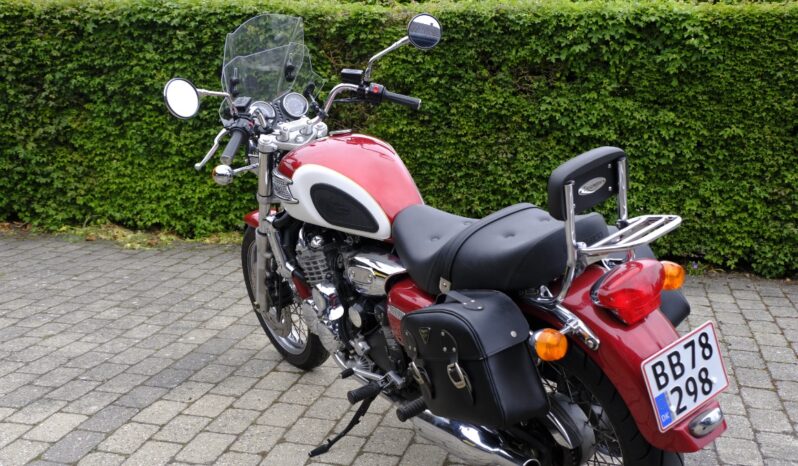 Triumph Thunderbird 900 full
