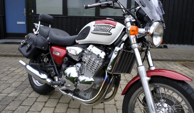 Triumph Thunderbird 900 full