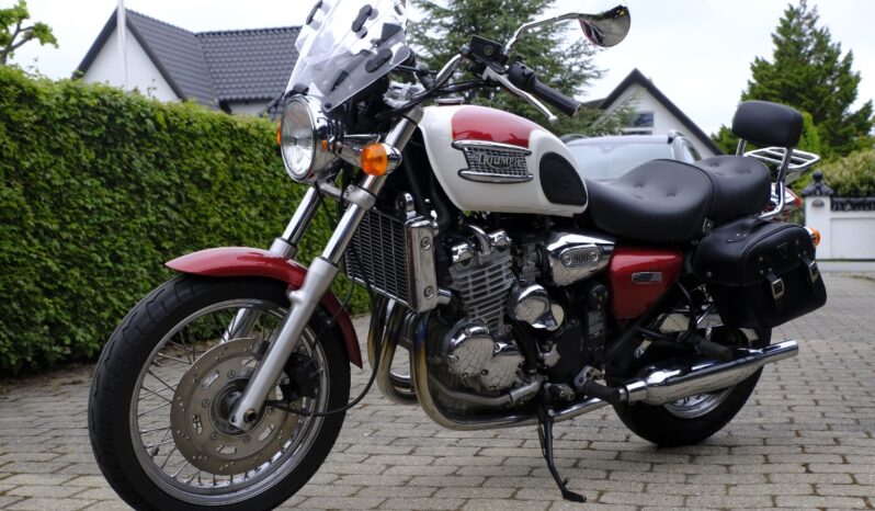 Triumph Thunderbird 900 full