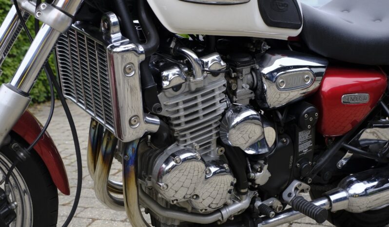 Triumph Thunderbird 900 full