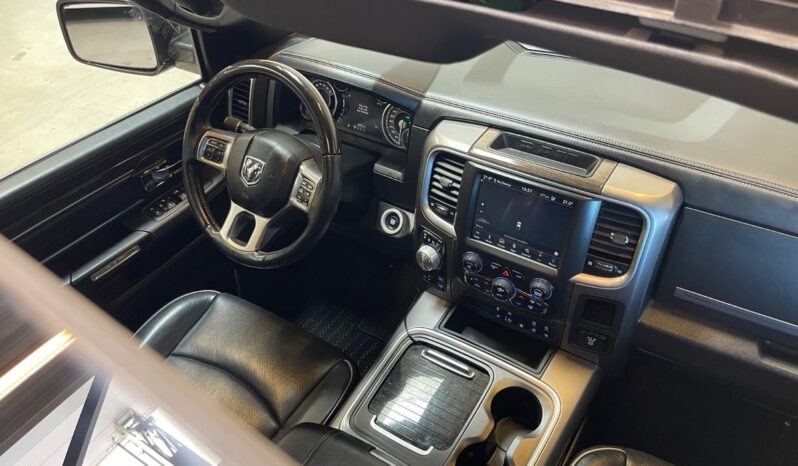 Dodge Challenger RAM 1500 5,7 V8 Hemi Limited Quad Cab aut. 4×4 4d full