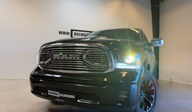 Dodge Challenger RAM 1500 5,7 V8 Hemi Limited Quad Cab aut. 4×4 4d full