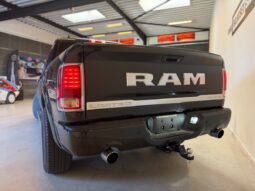 Dodge Challenger RAM 1500 5,7 V8 Hemi Limited Quad Cab aut. 4×4 4d full