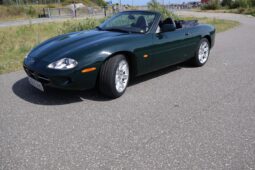 Jaguar XK8 4,0S full