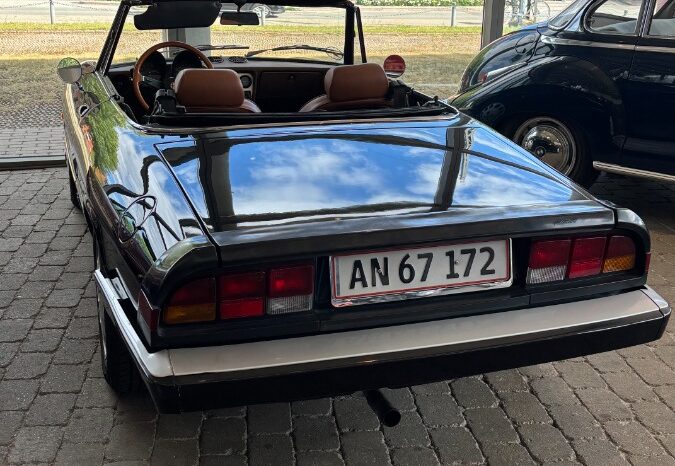 Alfa Romeo Spider 2,0 Twin Cam full
