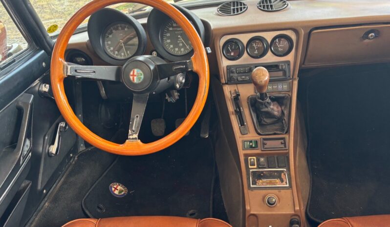 Alfa Romeo Spider 2,0 Twin Cam full
