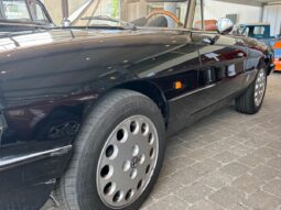 Alfa Romeo Spider 2,0 Twin Cam full