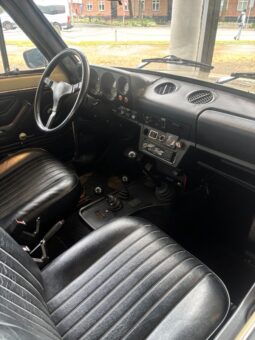 Lada Niva 1600 full