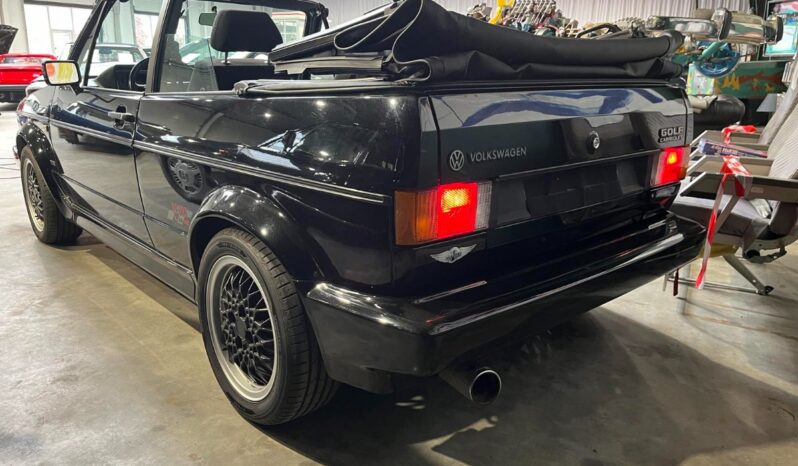 VW Golf 1 1,8 Cabriolet full