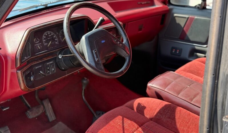 Ford Bronco v8 full