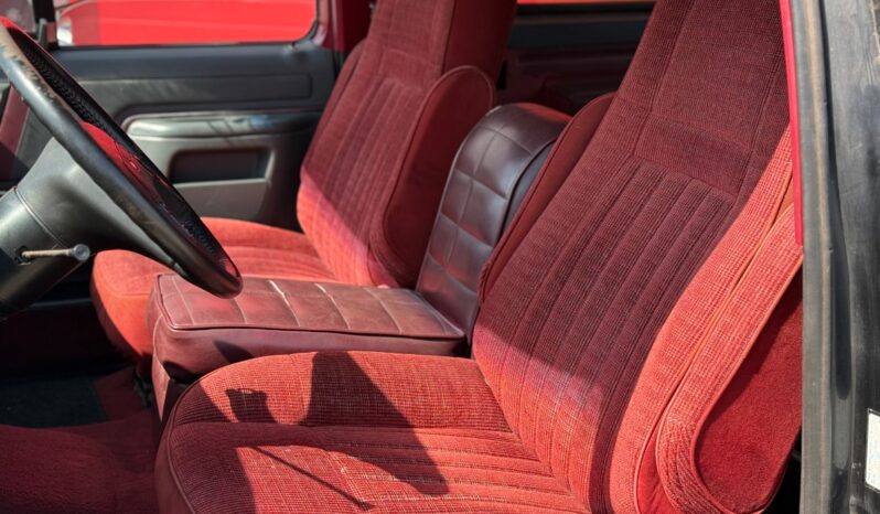 Ford Bronco v8 full