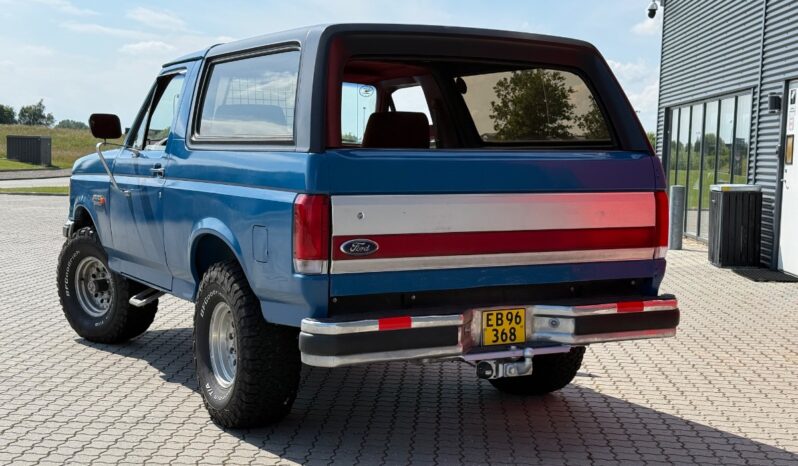 Ford Bronco v8 full