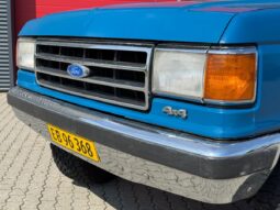 Ford Bronco v8 full