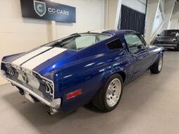 Ford Mustang 4.9 L 302 Fastback full