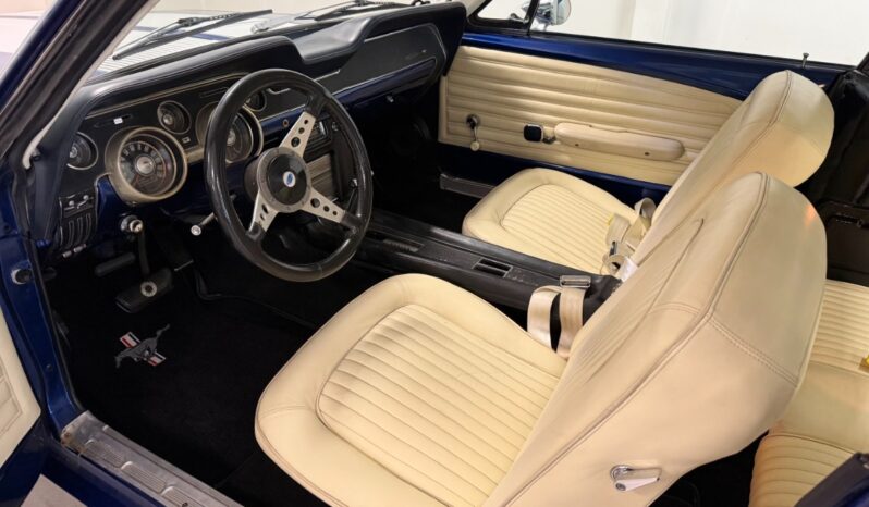 Ford Mustang 4.9 L 302 Fastback full
