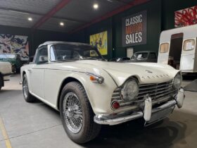 Triumph TR4A cabriolet
