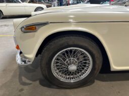 Triumph TR4A cabriolet full