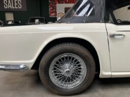 Triumph TR4A cabriolet full