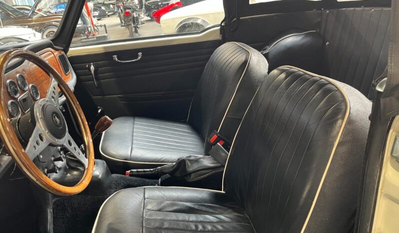 Triumph TR4A cabriolet full