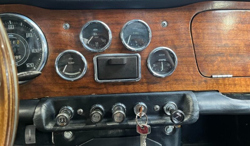 Triumph TR4A cabriolet full