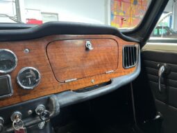 Triumph TR4A cabriolet full