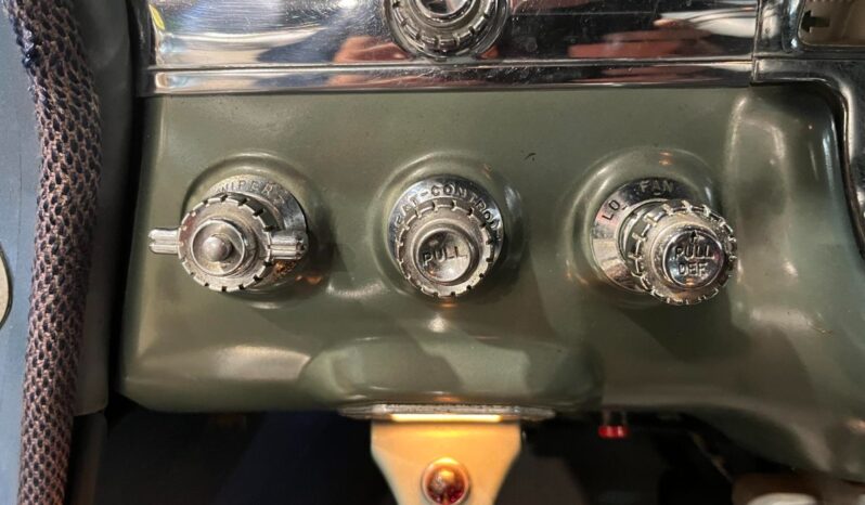 Oldsmobile Delta 88 Delta Royale full