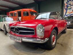 Mercedes-Benz SLC-Klasse (C107) Pagode 230 SL full