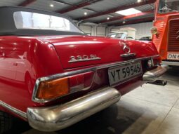 Mercedes-Benz SLC-Klasse (C107) Pagode 230 SL full