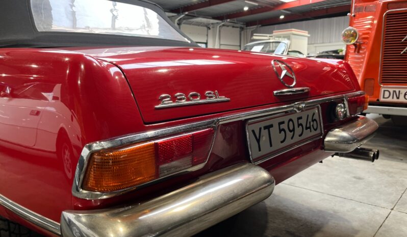Mercedes-Benz SLC-Klasse (C107) Pagode 230 SL full