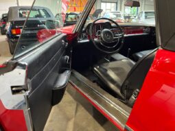 Mercedes-Benz SLC-Klasse (C107) Pagode 230 SL full