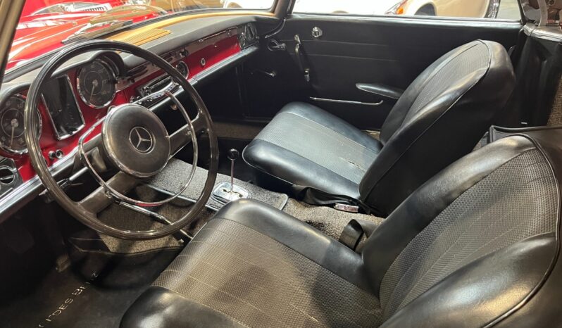 Mercedes-Benz SLC-Klasse (C107) Pagode 230 SL full