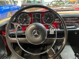Mercedes-Benz SLC-Klasse (C107) Pagode 230 SL full