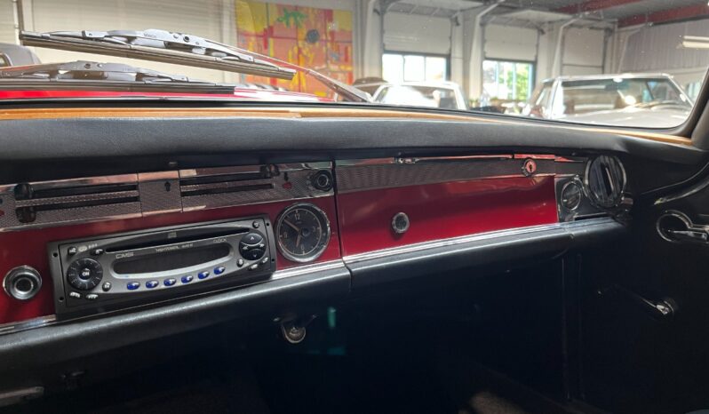 Mercedes-Benz SLC-Klasse (C107) Pagode 230 SL full