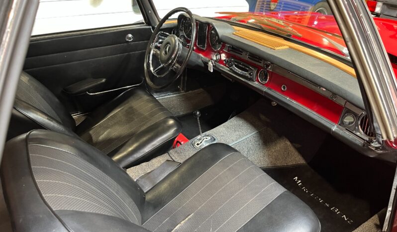 Mercedes-Benz SLC-Klasse (C107) Pagode 230 SL full