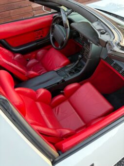 Chevrolet Corvette C4 LT1 full