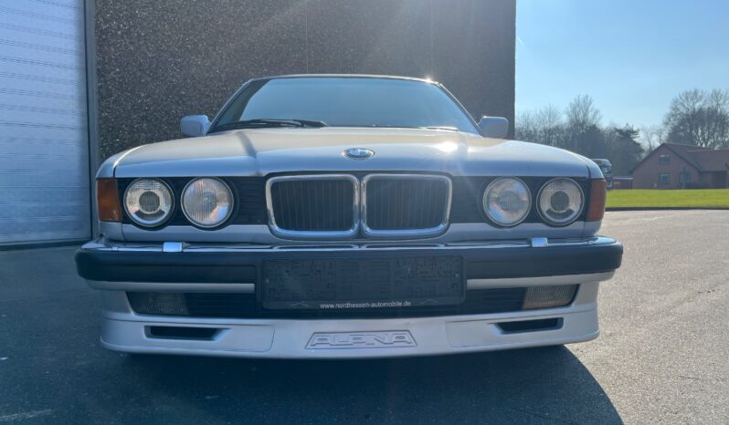 BMW 7-serie E32 7(0i full