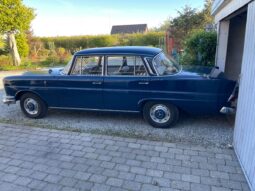 Mercedes-Benz 220-280 (W111) Heckflosse full