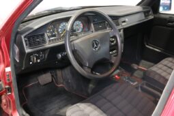 Mercedes-Benz 190 (W201) 1,8 full