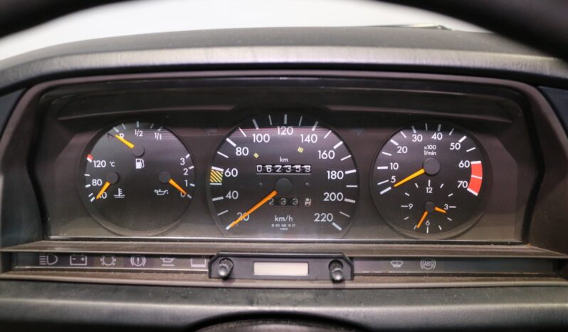 Mercedes-Benz 190 (W201) 1,8 full