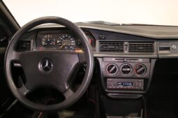 Mercedes-Benz 190 (W201) 1,8 full