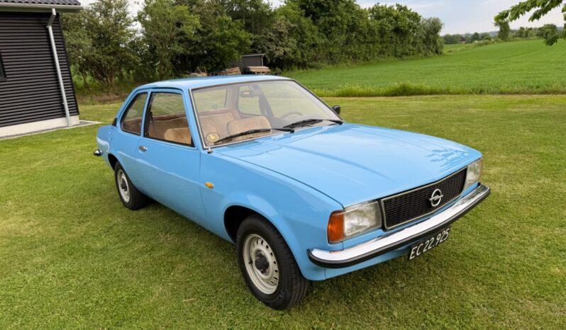 Opel Ascona B 1,6 full