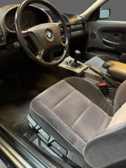 BMW 3-serie E36 320i Coupé full