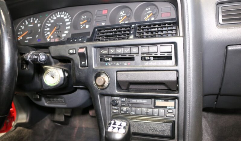 Toyota Supra 3.0i Turbo Targa full