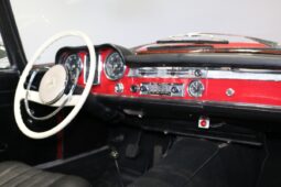 Mercedes-Benz SL (W113) 230 Pagode full