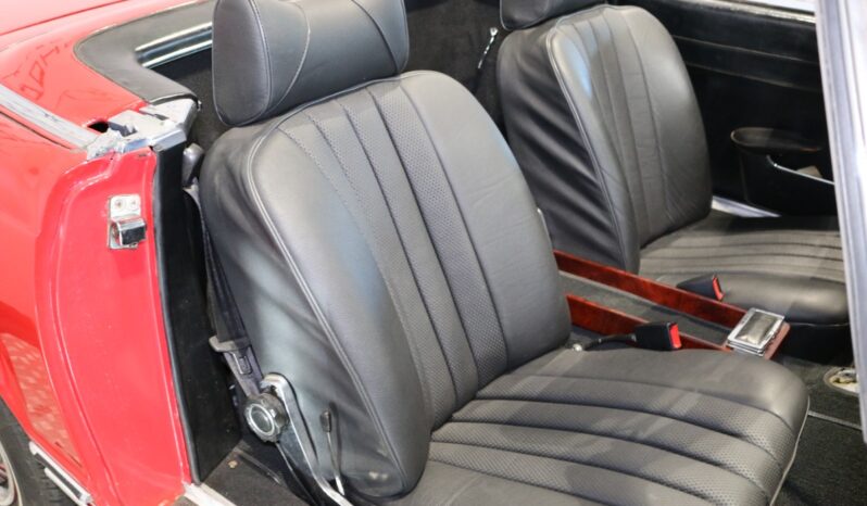 Mercedes-Benz SL (W113) 230 Pagode full
