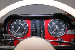 Mercedes-Benz SL (W113) 230 Pagode full
